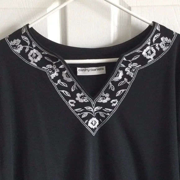 Cathy Daniels Top - Picture 2 of 6